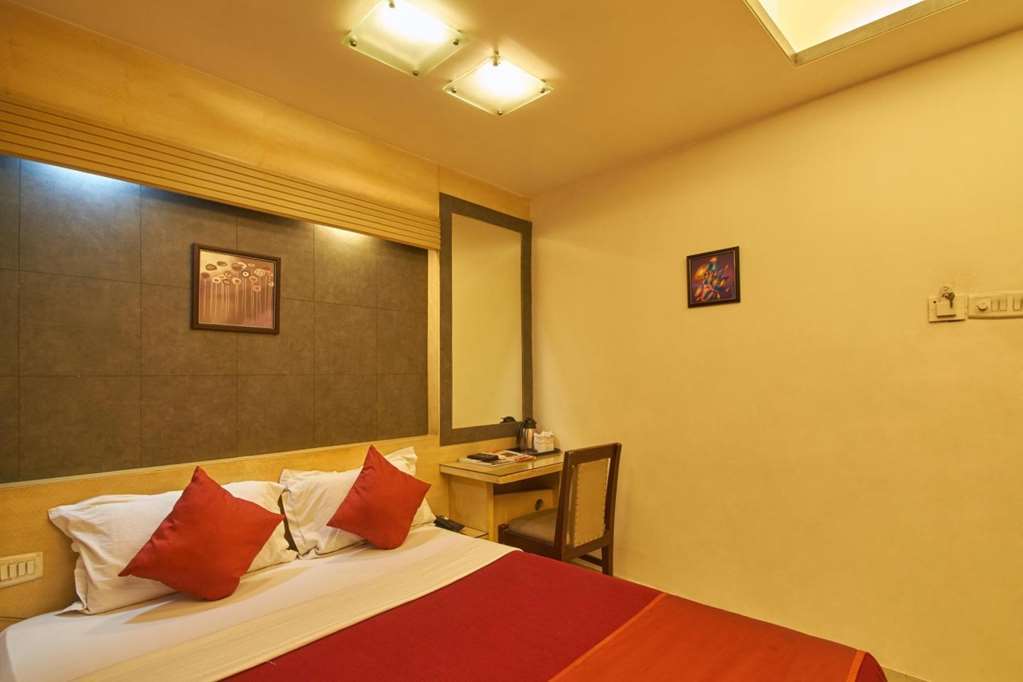 Hotel Aston โกลกาตา ห้อง รูปภาพ